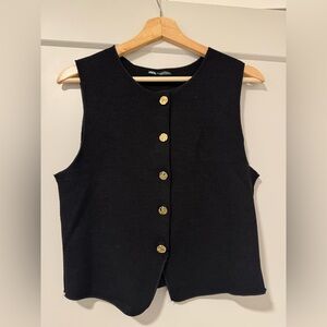Zara Black Sleeveless Button-Down Shirt